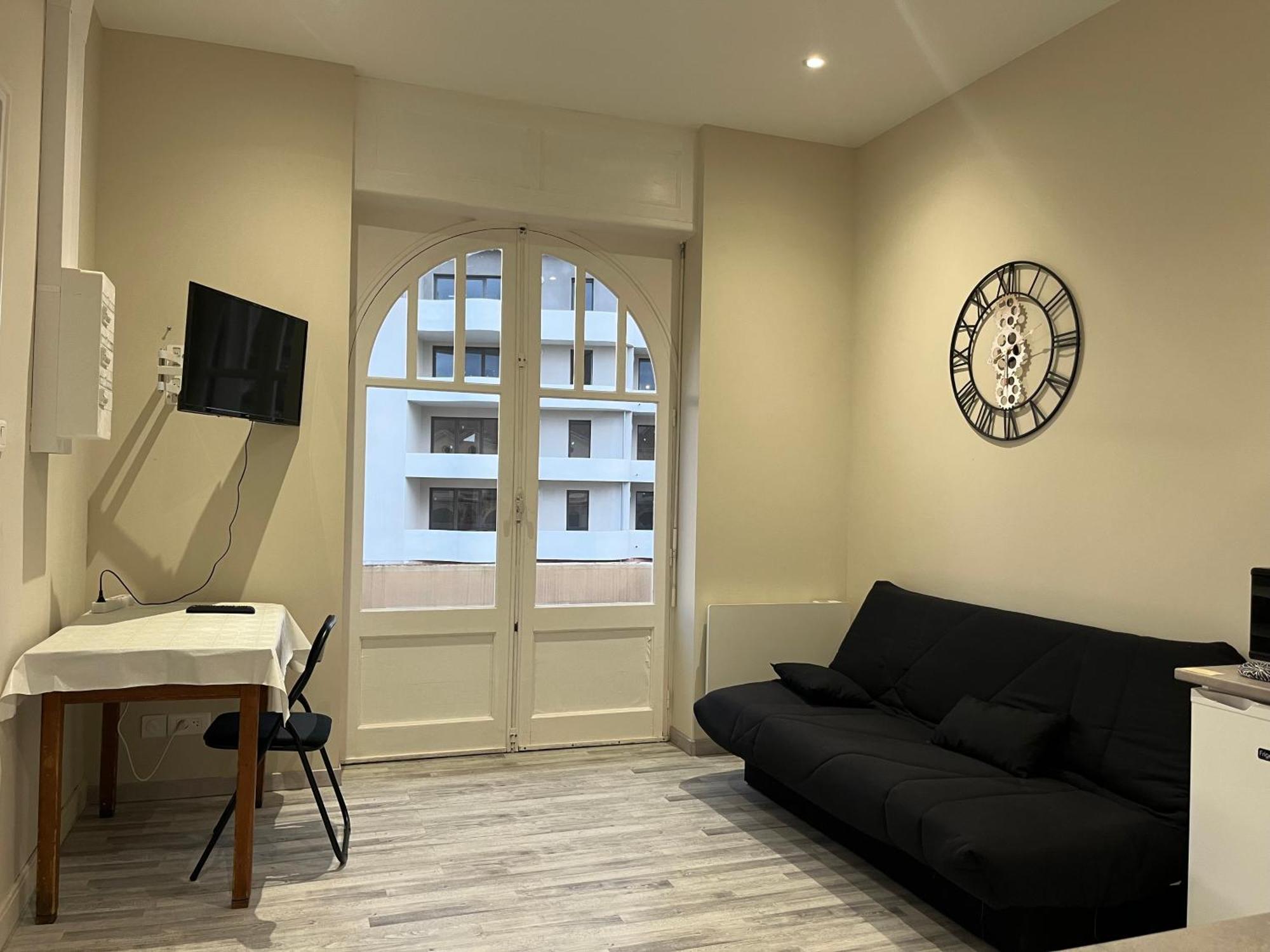 Appartamento Alta Bourg-lès-Valence Esterno foto