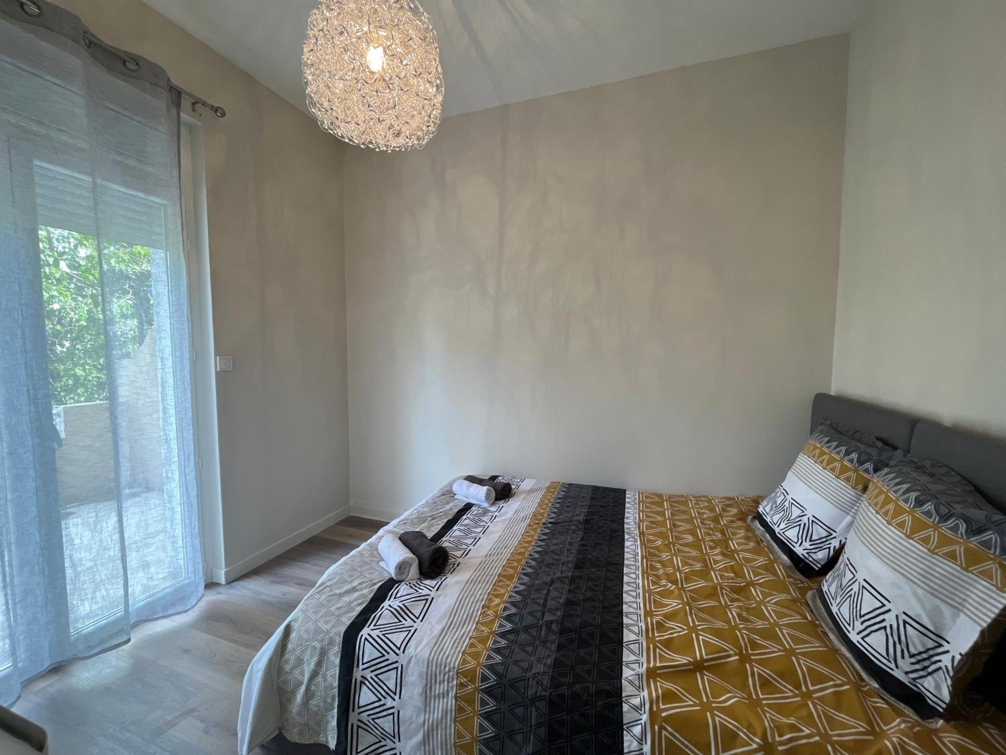 Appartamento Alta Bourg-lès-Valence Esterno foto